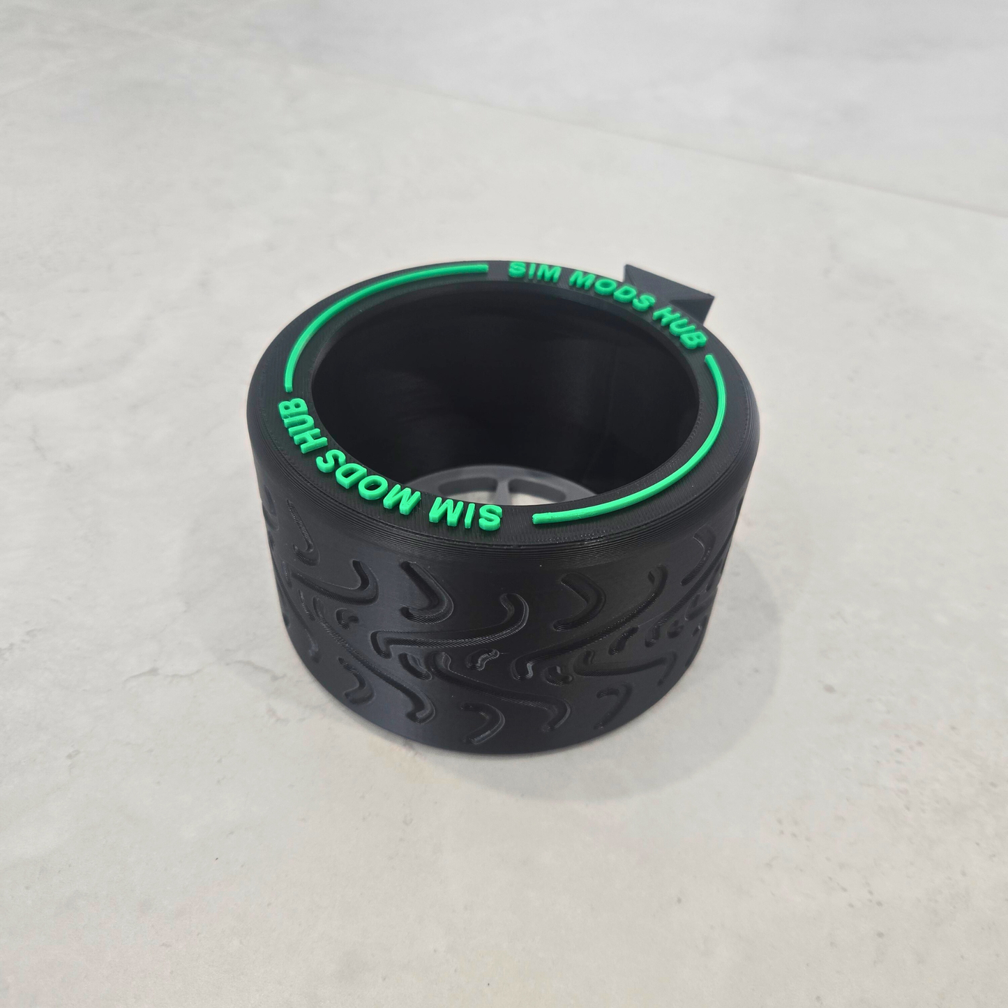 F1-Style Cup Holder for Sim Rigs – Aluminium Profile Mount