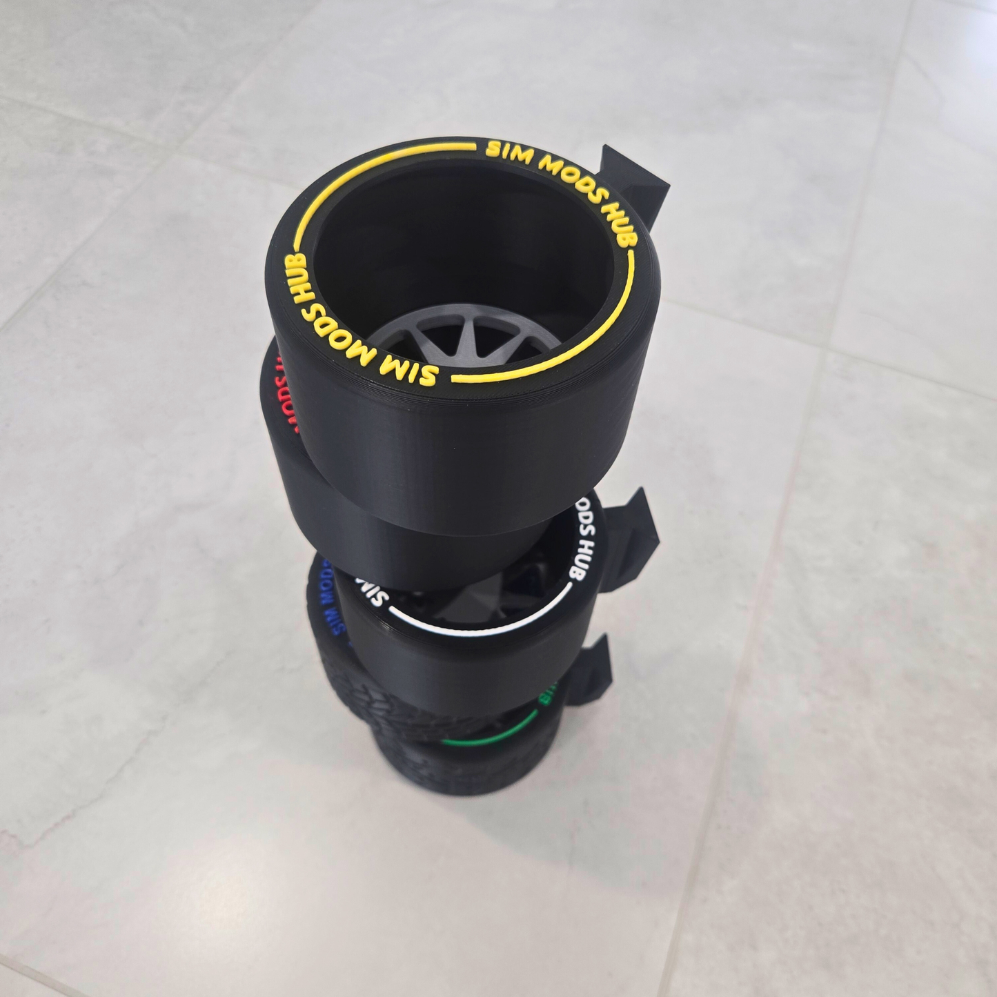 F1-Style Cup Holder for Sim Rigs – Aluminium Profile Mount